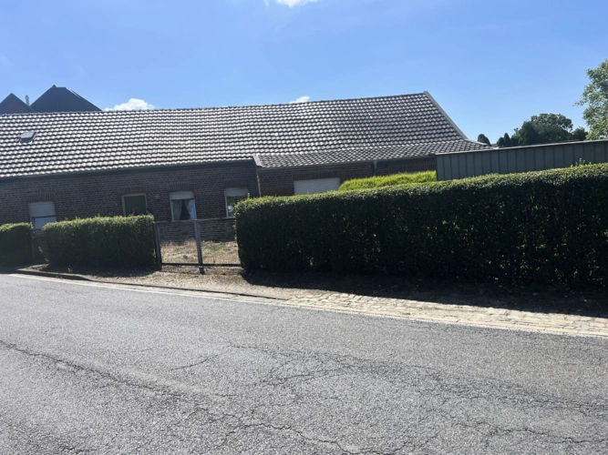 Straßenansicht