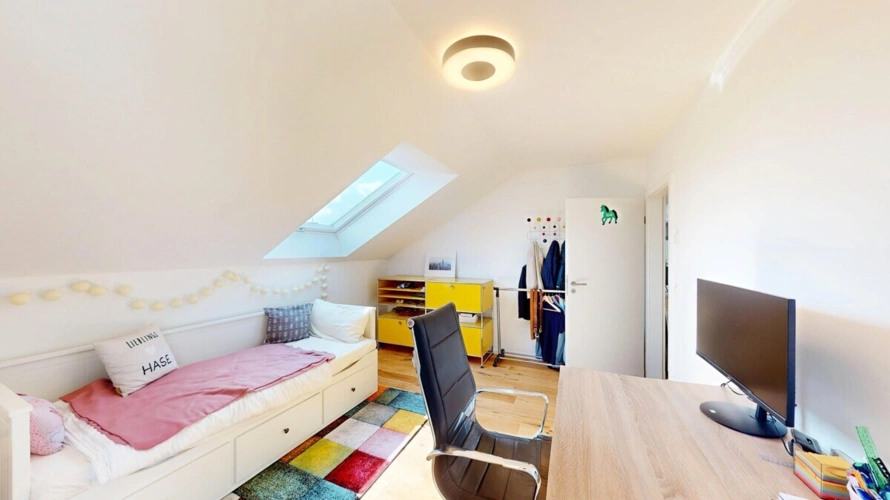 Arbeits-/Kinderzimmer