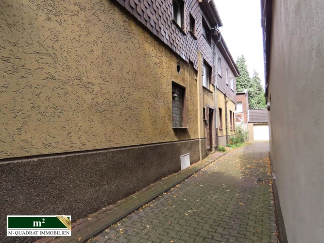 Zugang/ Zufahrt