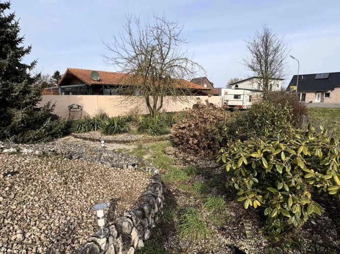 Grundstück