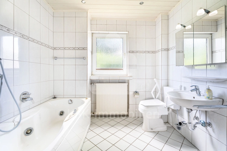 Badezimmer Erdgeschoss