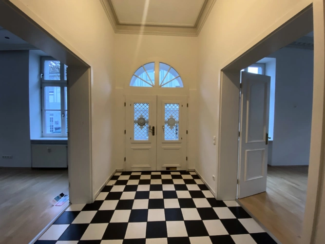 Eingangsbereich EG Altbau