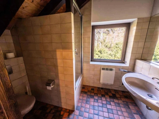 Badezimmer DG