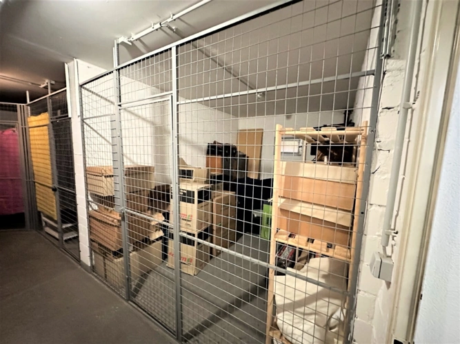 Keller