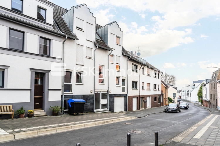 Straßenansicht