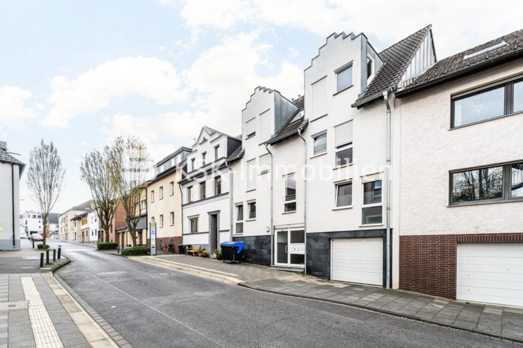 Straßenansicht