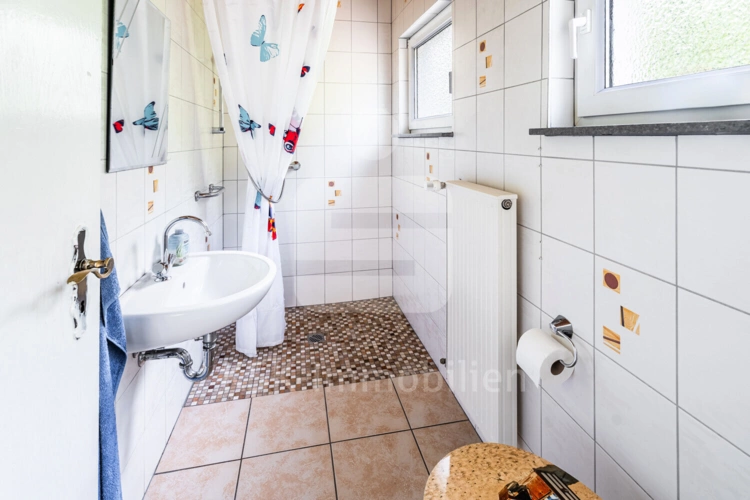 Erdgeschoss Badezimmer