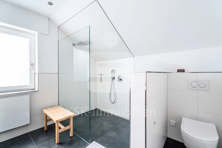 Badezimmer Kellergeschoss