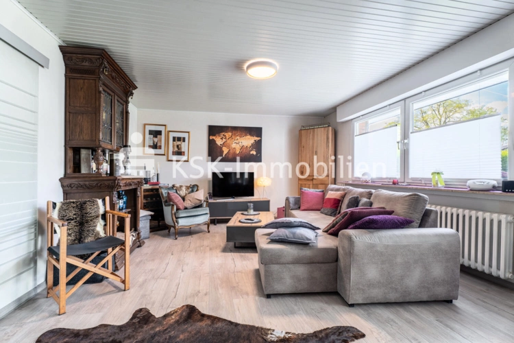 Wohn- und Esszimmer Wohnung Erdgeschoss