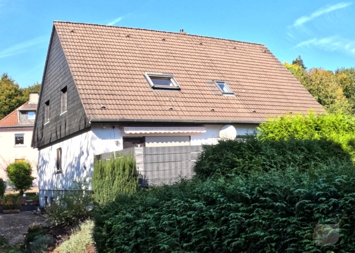 Außenansicht vom Privatweg