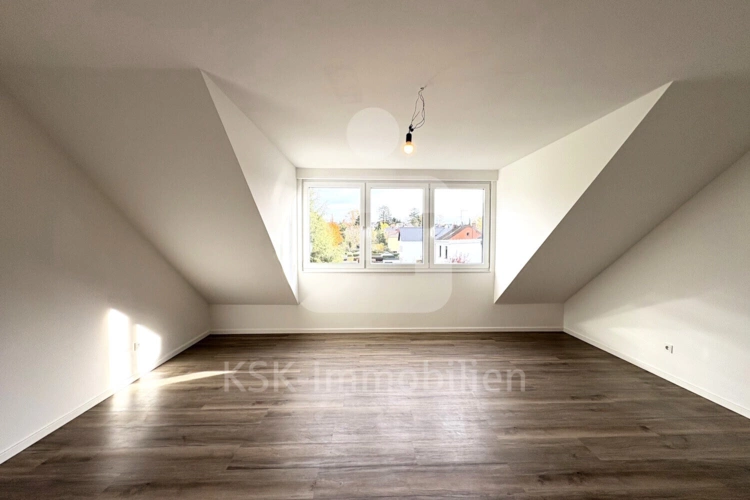 ZImmer 1 Dachgeschoss