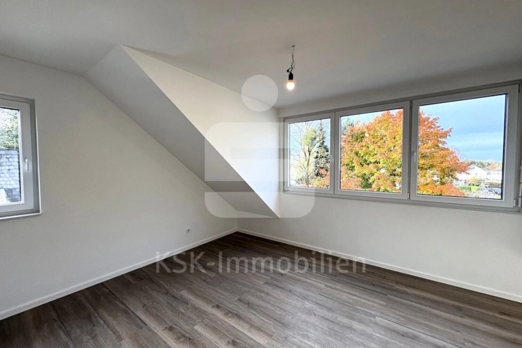 Zimmer 2 Dachgeschoss