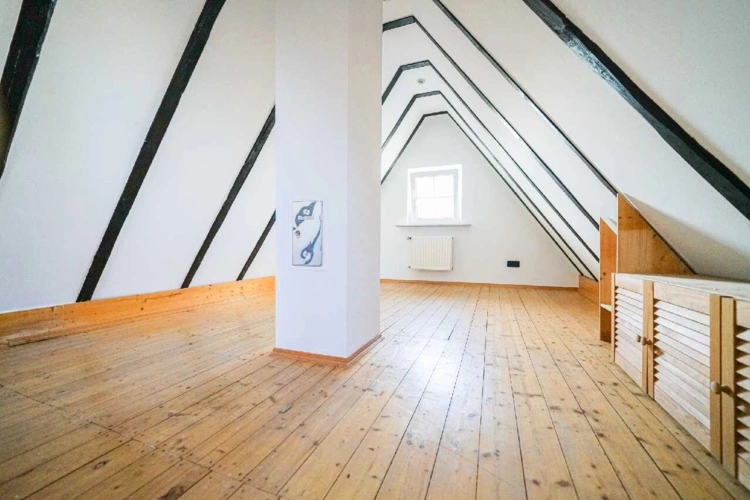 Dachbodenzimmer