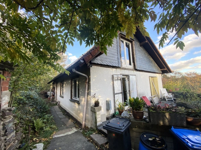 Grundstücksweg zum Haus