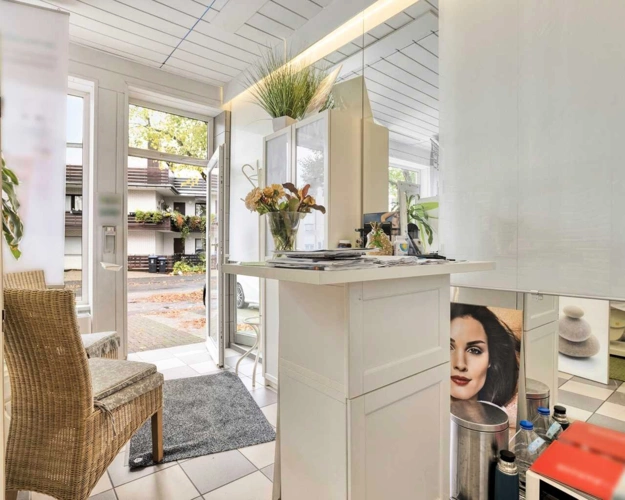 Ladenlokal 2 - Empfang