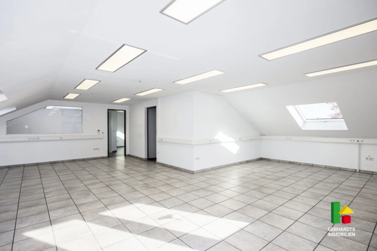 Großraum Büro 10 - DG