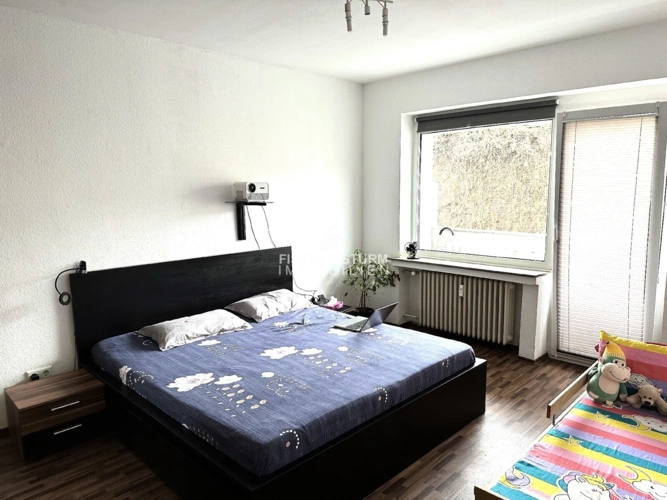 Schlafzimmer mit Balkon