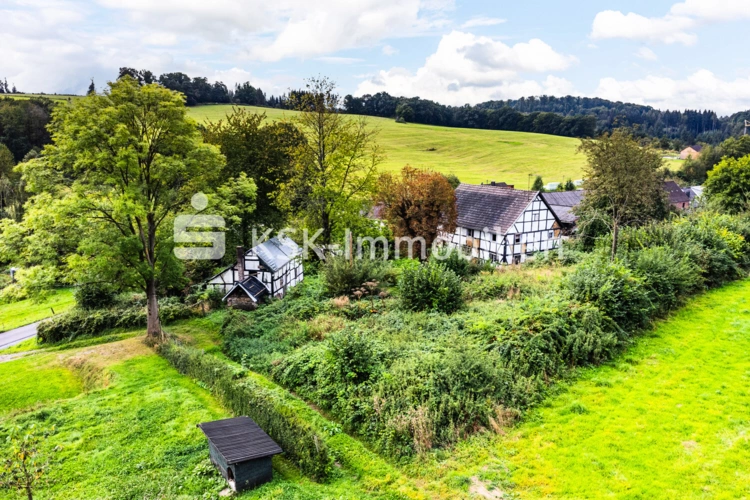 138597 Drohnenaufnahme Anwesen