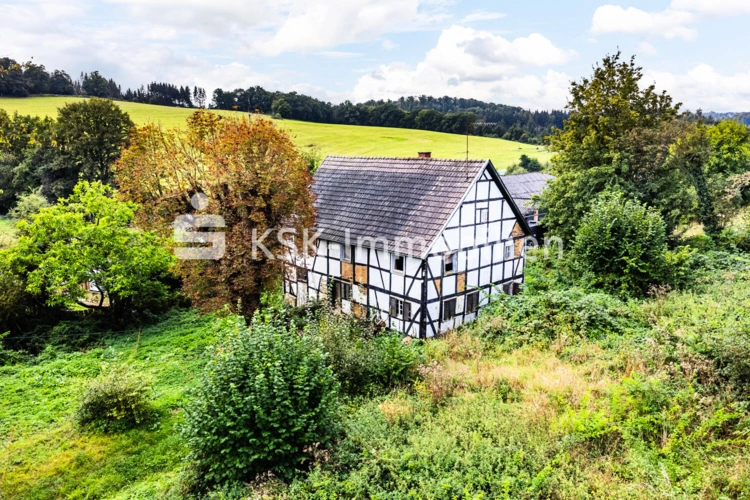 138597 Drohnenaufnahme Wohnhaus