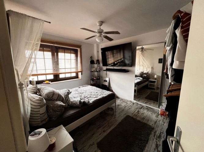 Kinderzimmer 1 möbliert