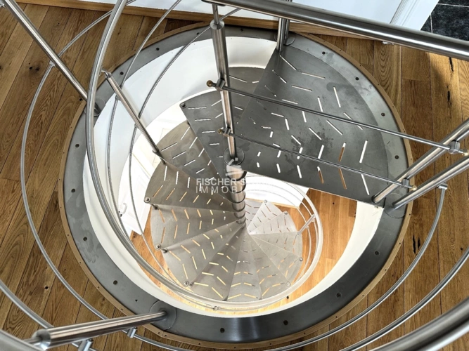 Wendeltreppe zum Schlafzimmer