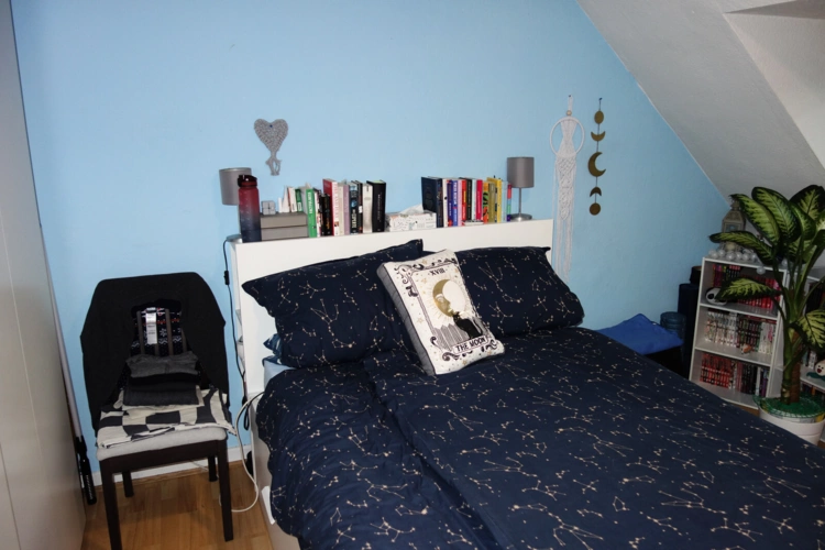 Schlafzimmer ebenso (2)