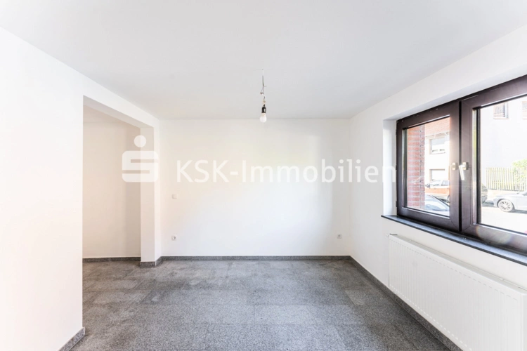 134911 Erdgeschoss Zimmer