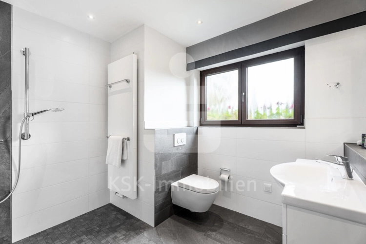 Badezimmer Erdgeschoss