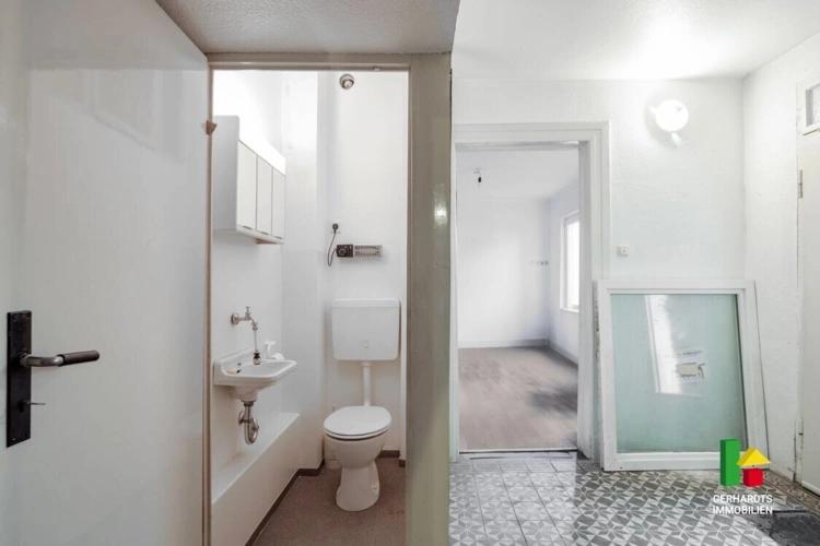 Flur - G-WC im EG