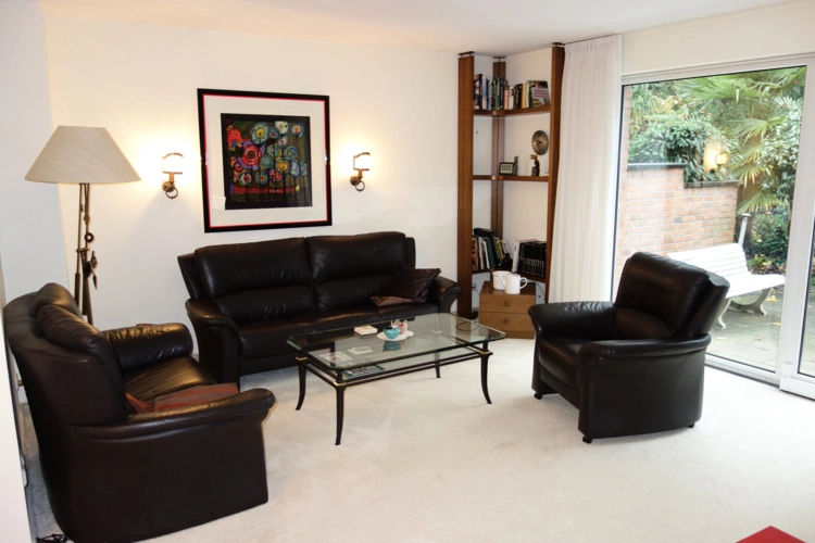 EG - Wohnzimmer ebenso (2)