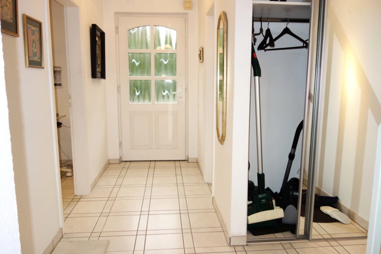 EG - Diele inkl. Einbauschrank