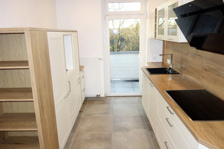 3.OG - Küche inkl. Einbauküche mögl.