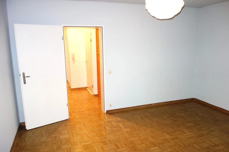 3.OG - Schlafzimmer ebenso