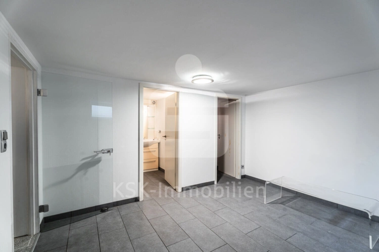 Kellergeschoss Zimmer