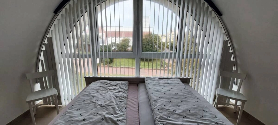 Schlafzimmer Landseite