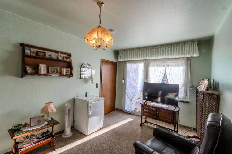 Home-Office / Schlafzimmer