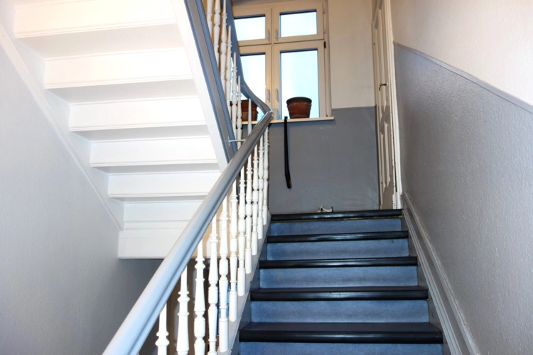 Treppenhaus inkl. Kammer