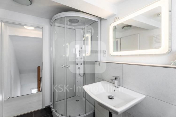 Badezimmer Dachgeschoss