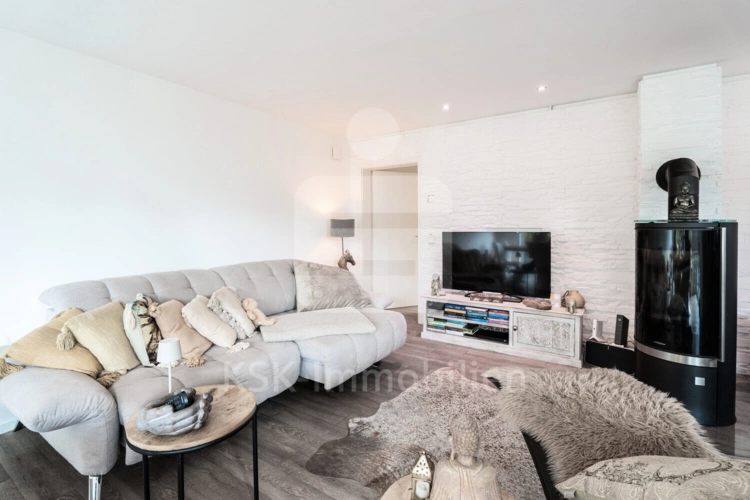 Wohnzimmer Erdgeschoss Bild