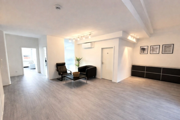 Empfangsbereich 2. Blick