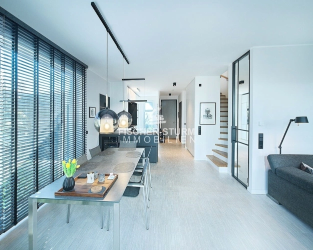 Essbereich - Blick zur Küche