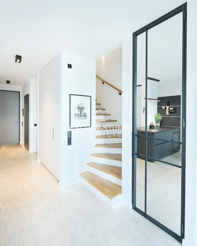 Treppe zum Obergeschoss