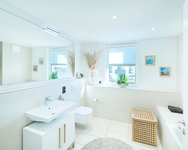 Wannenbad im Obergeschoss