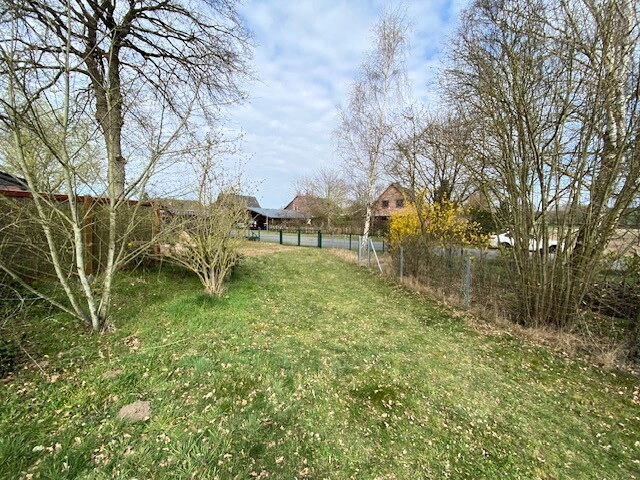 Einfahrtbereich und Straßenblick