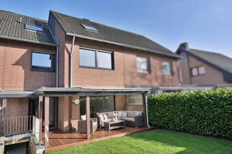 Gartenseite (KI generiert)