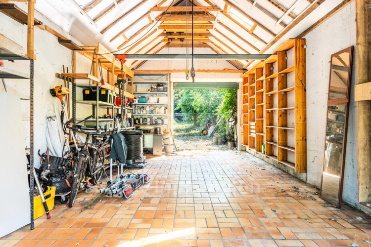 Garage Bild 2