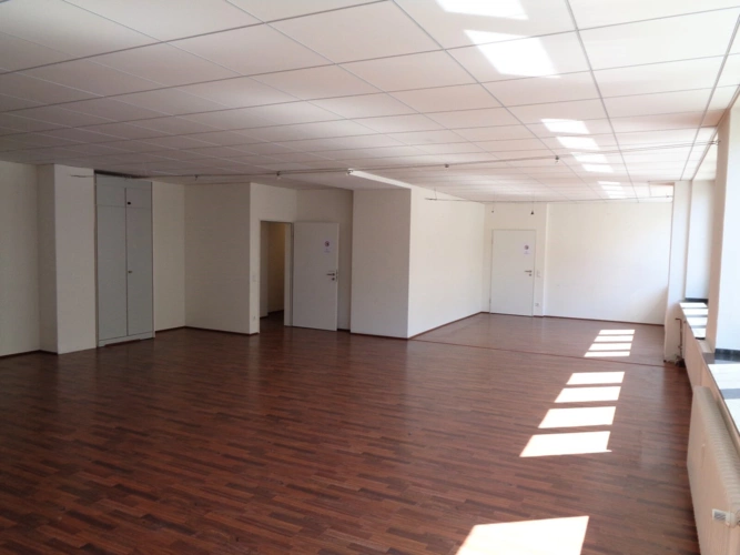 Büro-Konferenzraum auch