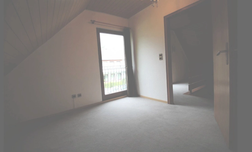 1. Zimmer- 1. Etage-ebenso