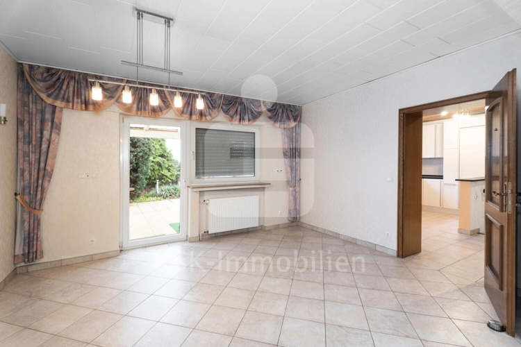 Wohn- und Esszimmer Hinten