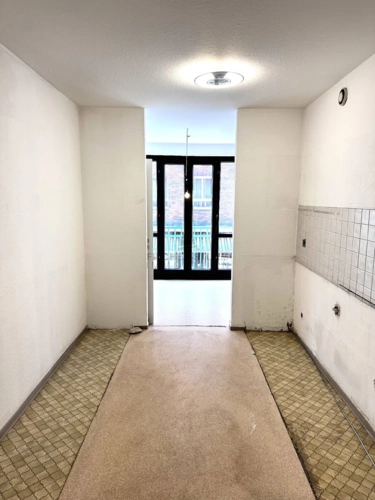 Küche mit separatem Essplatz